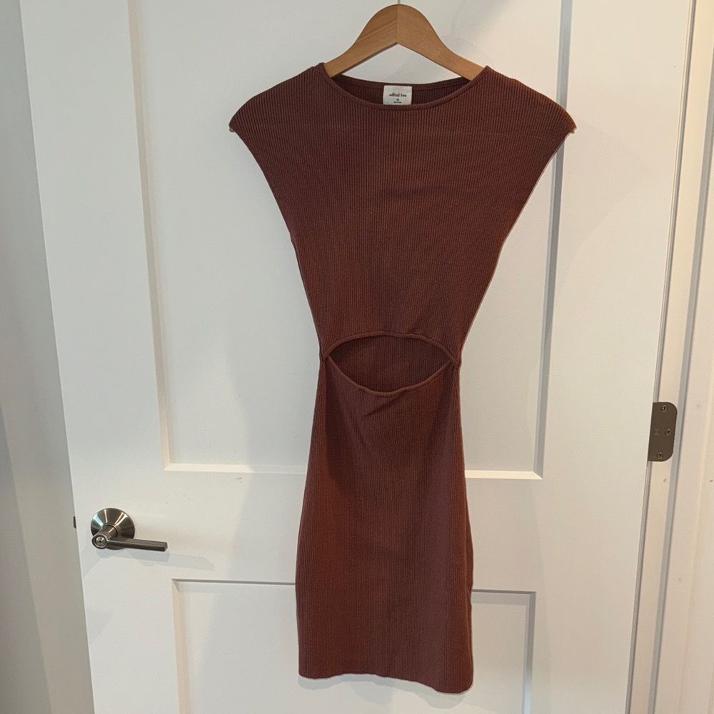 Aritzia Wilfred Free Elegant Cut-Out Dress